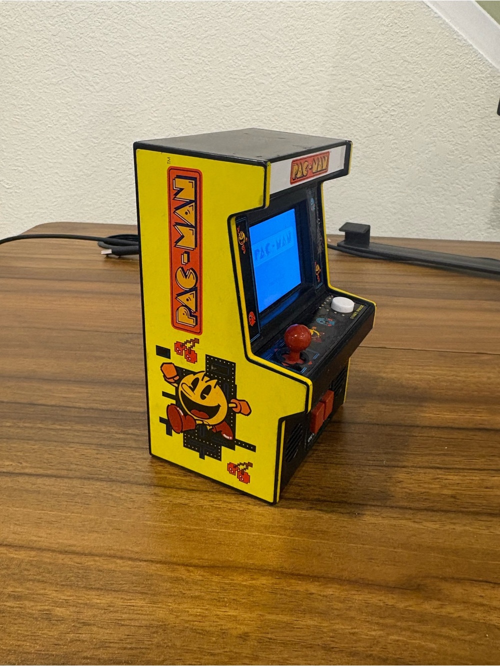 Pac-Man Mini Arcade Cabinet Game Basic Fun Retro Handheld LCD Screen Works Great - Picture 3 of 6